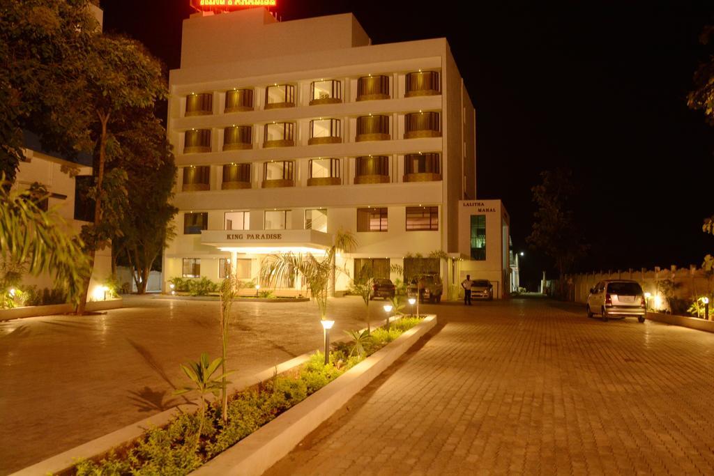 King Paradise Hotel Tiruchirappalli Buitenkant foto
